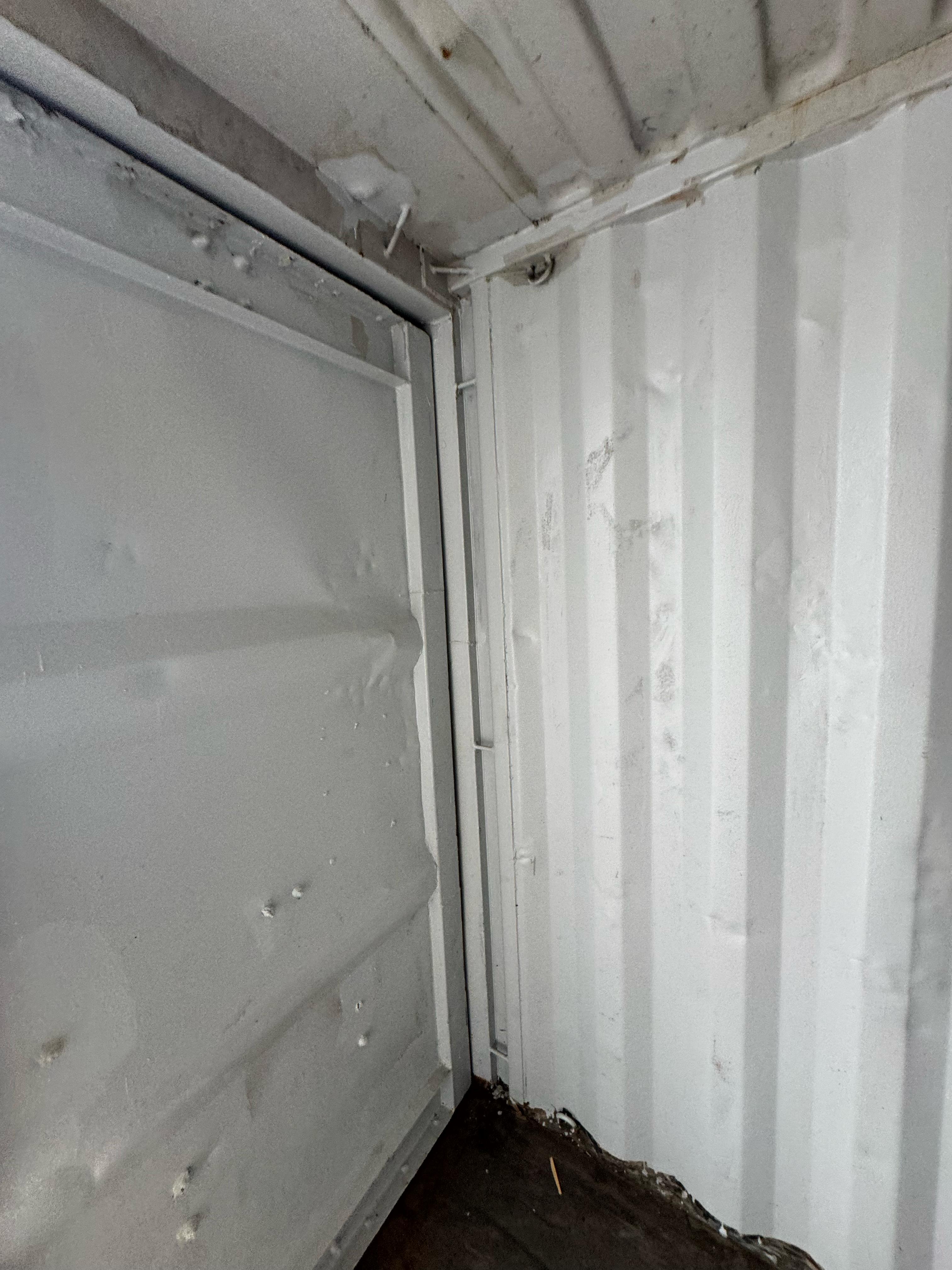 Морской контейнер XINU1428761